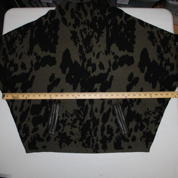 Joseph Ribkoff Top Sz XL Black Olive Green Faux Leather Trim Viscose Rayon Top - Picture 9 of 11